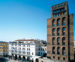 Brescia - Piazza della Vittoria